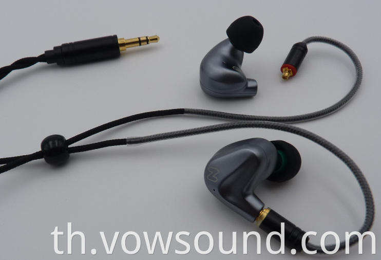 High Fidelity Stereo Earphones